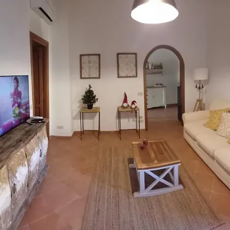 Kiki House *