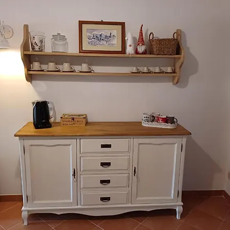 Kiki House *